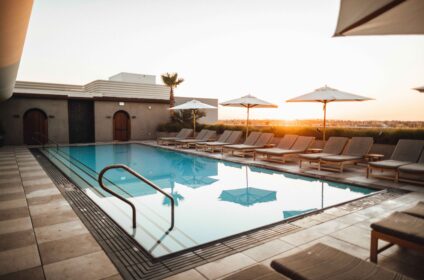 swimming pool maintenance service